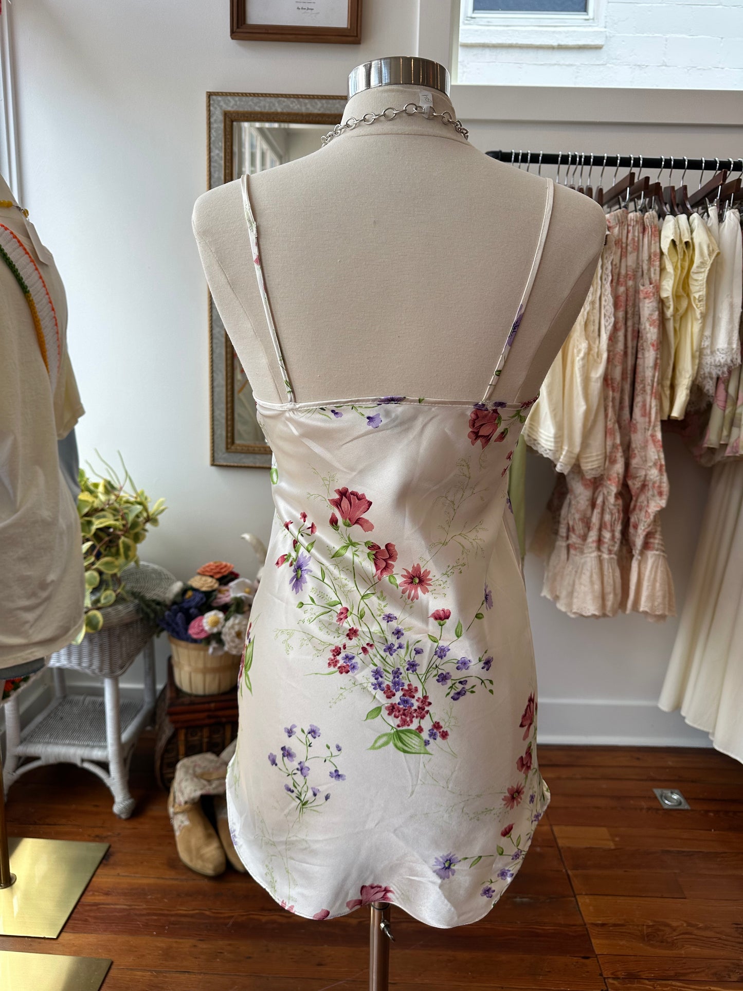 90's/Y2K White Floral Slip Dress - SMALL