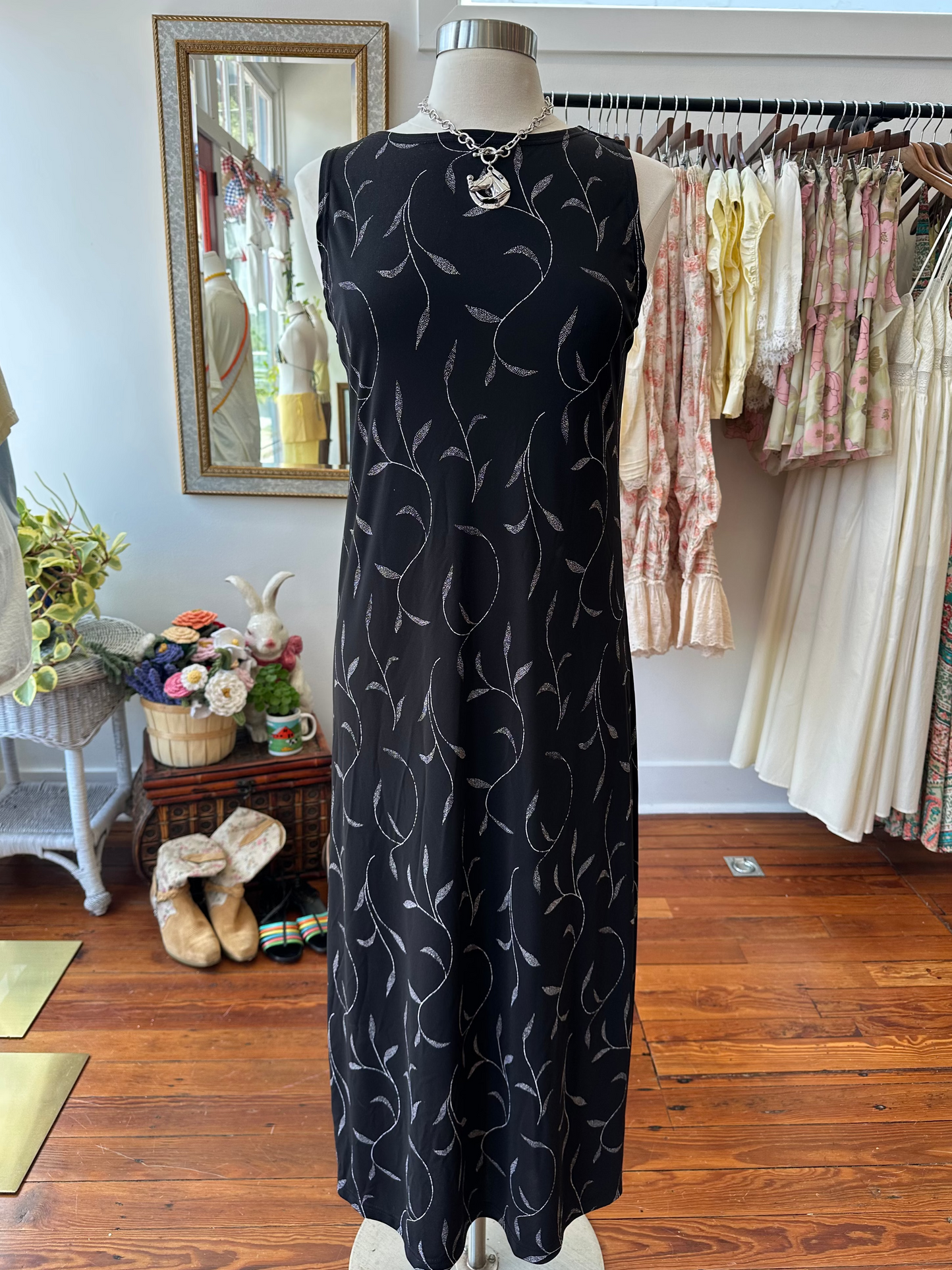 90's Black Floral Maxi - LARGE