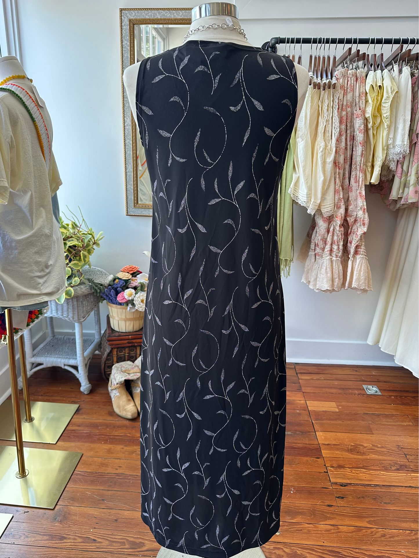90's Black Floral Maxi - LARGE