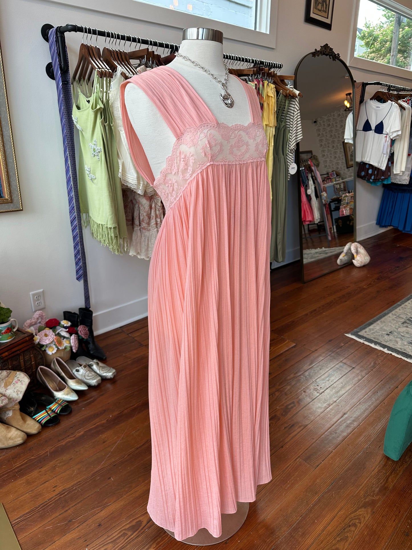 1970's Peach Shift Slip Dress - LARGE