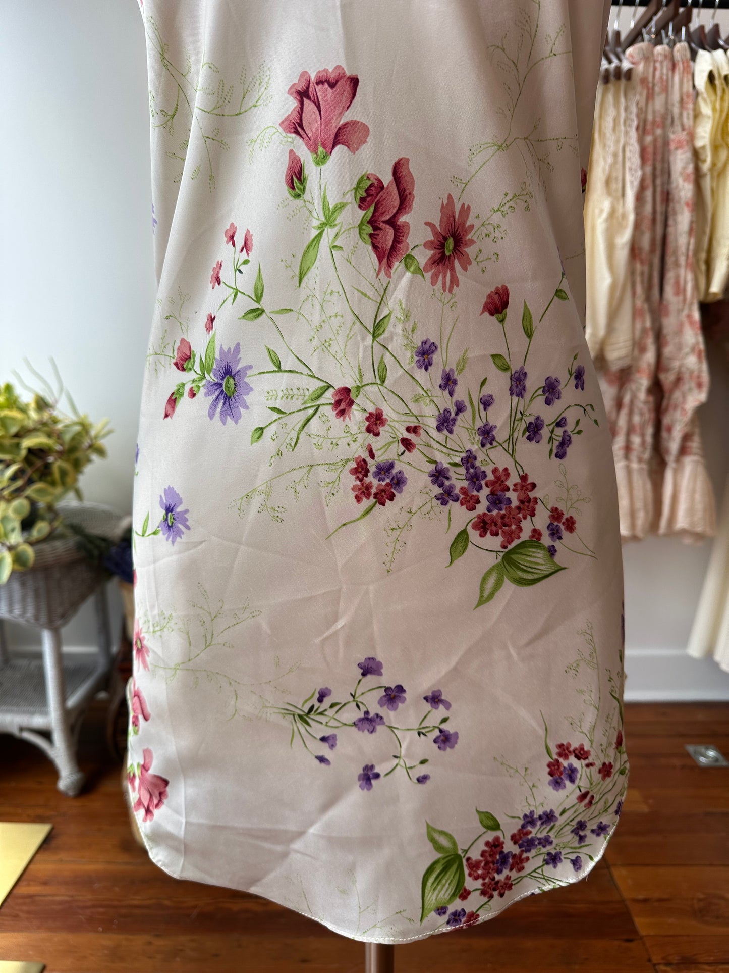 90's/Y2K White Floral Slip Dress - SMALL