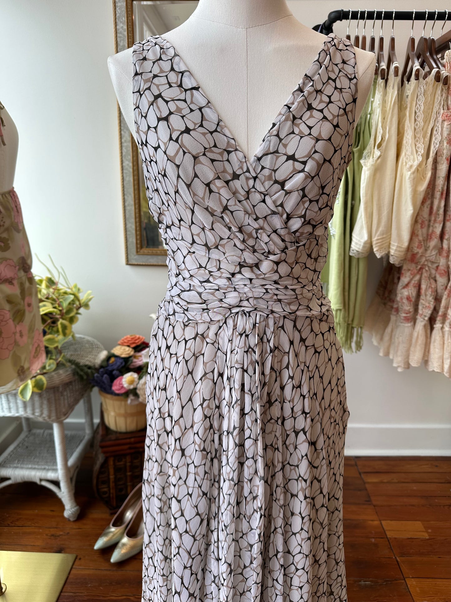 90's 100% Silk Pebble Print Dress - 4