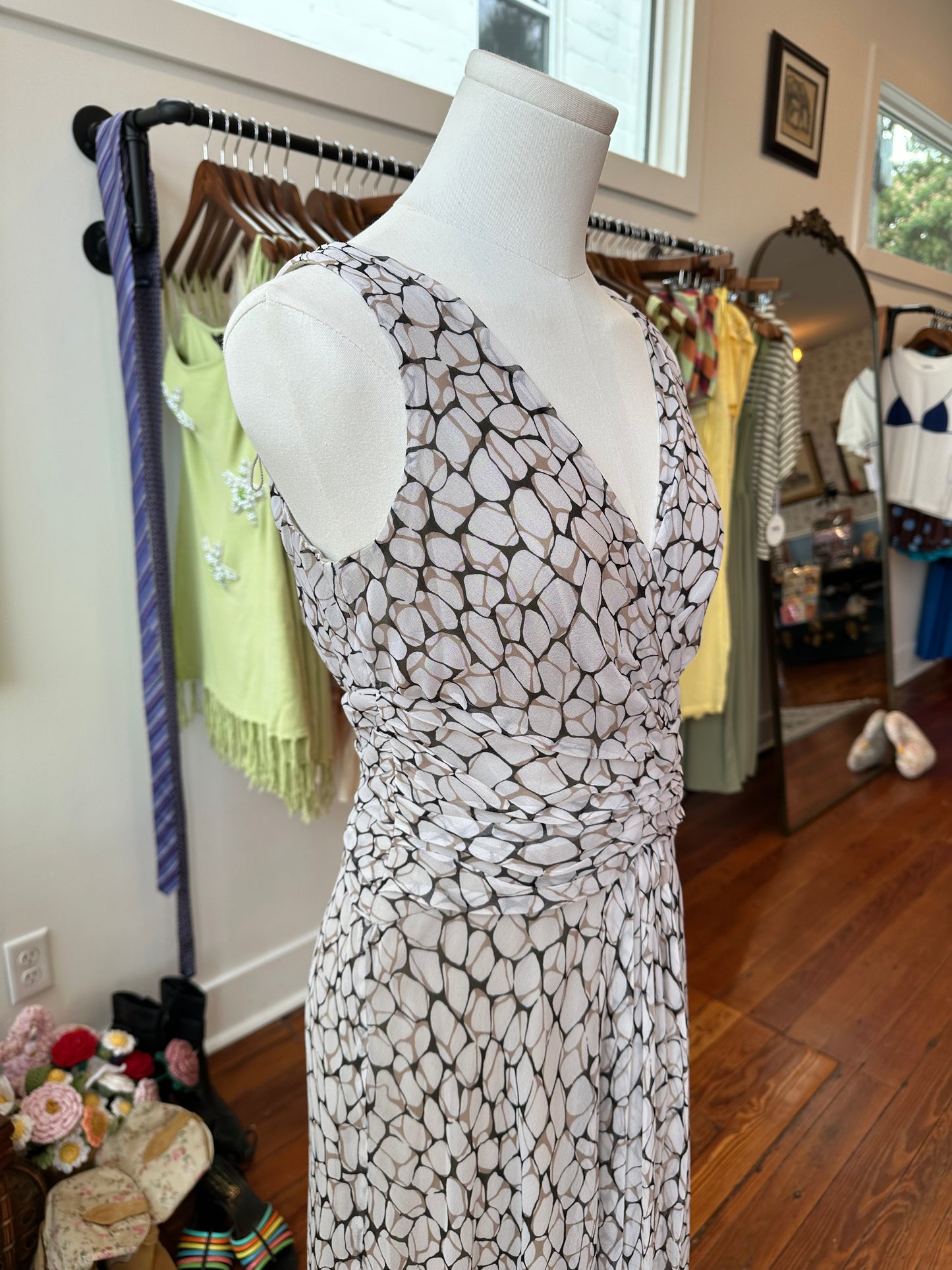 90's 100% Silk Pebble Print Dress - 4