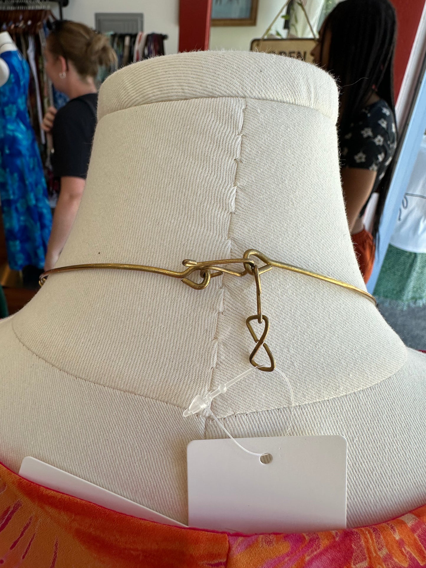 Mid-Century Shell Choker