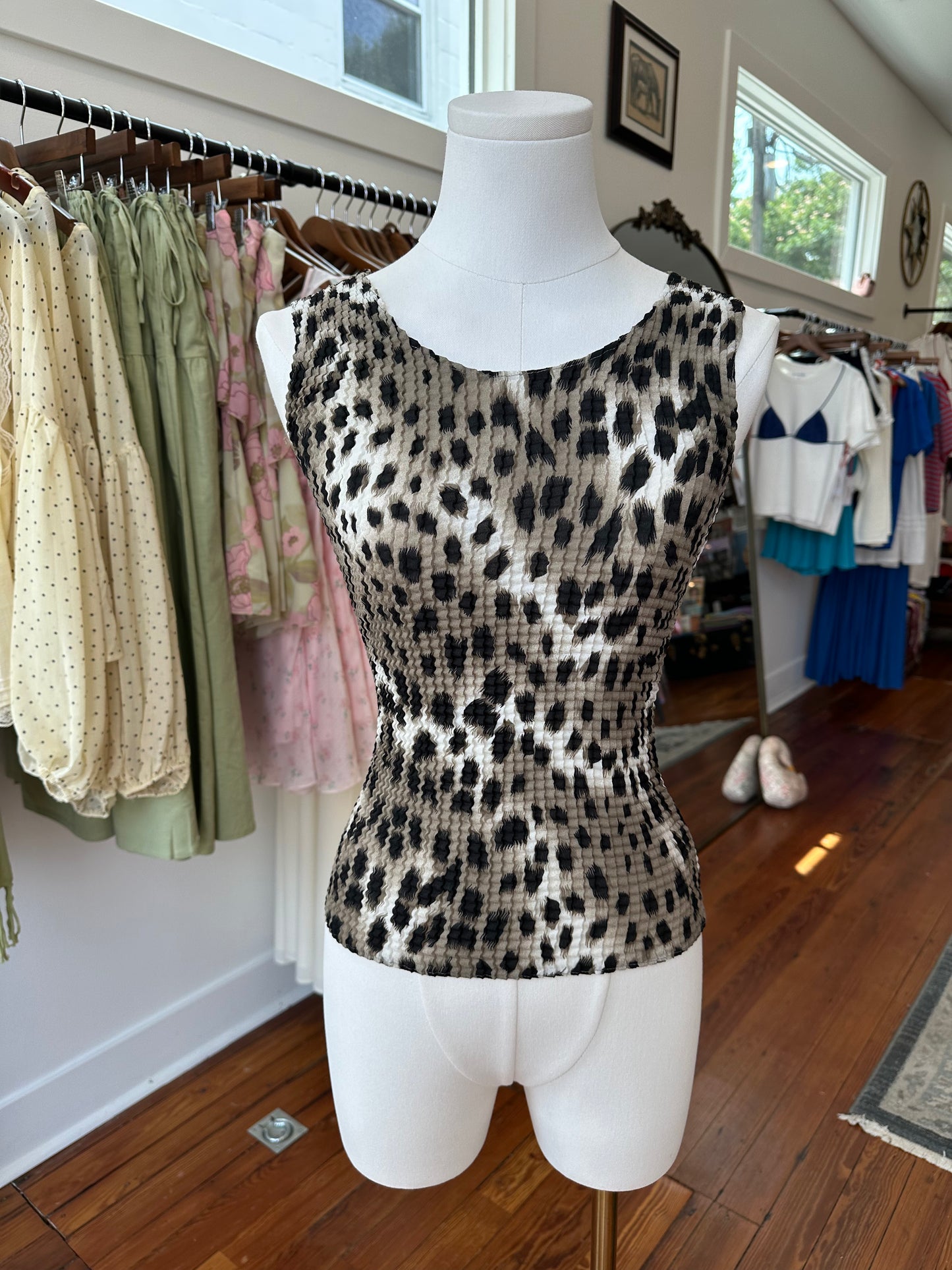 90s/Y2K Snow Leopard Tank - PP/XS