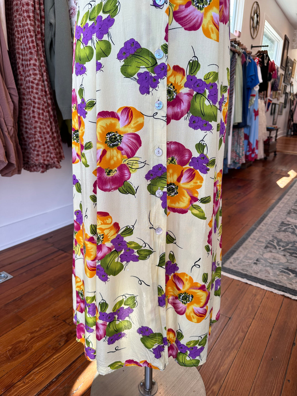 90's Butter Floral Maxi - MEDIUM