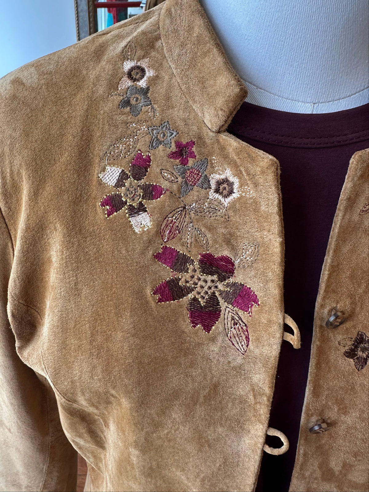 90's/Y2K Suede Embroidered Coat - 10