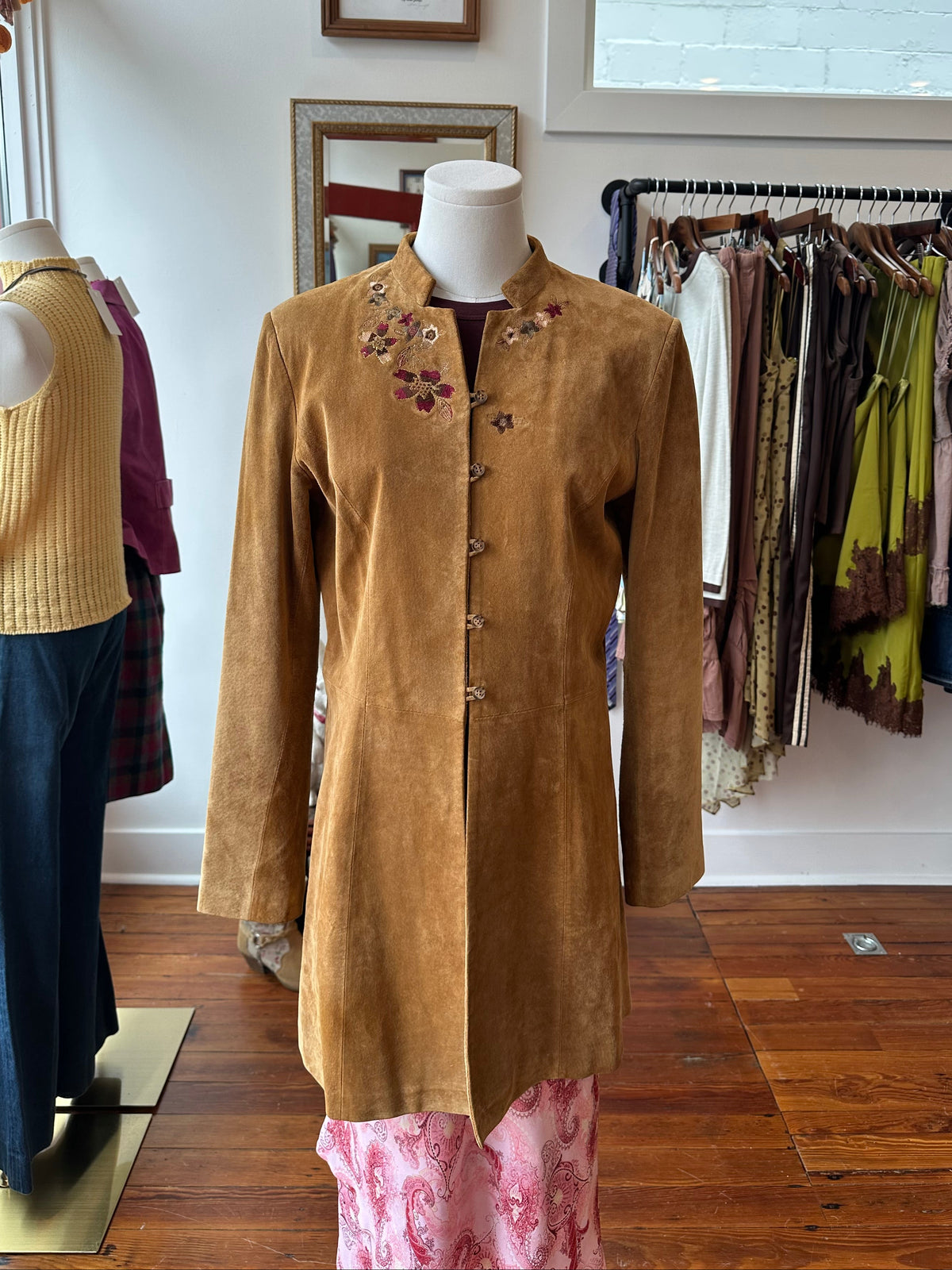 90's/Y2K Suede Embroidered Coat - 10