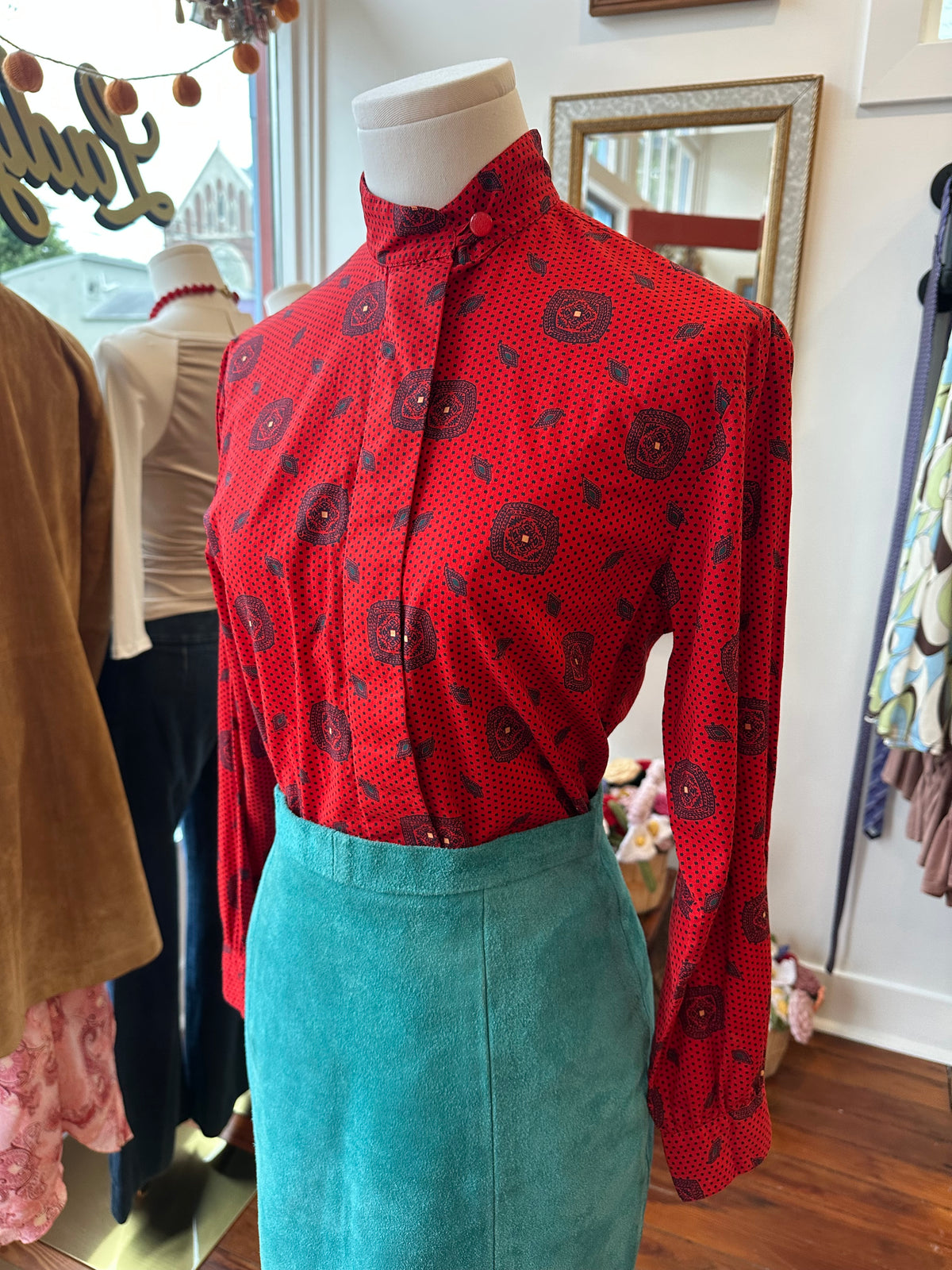 70's/80's Printed Blouse - XS/SMALL