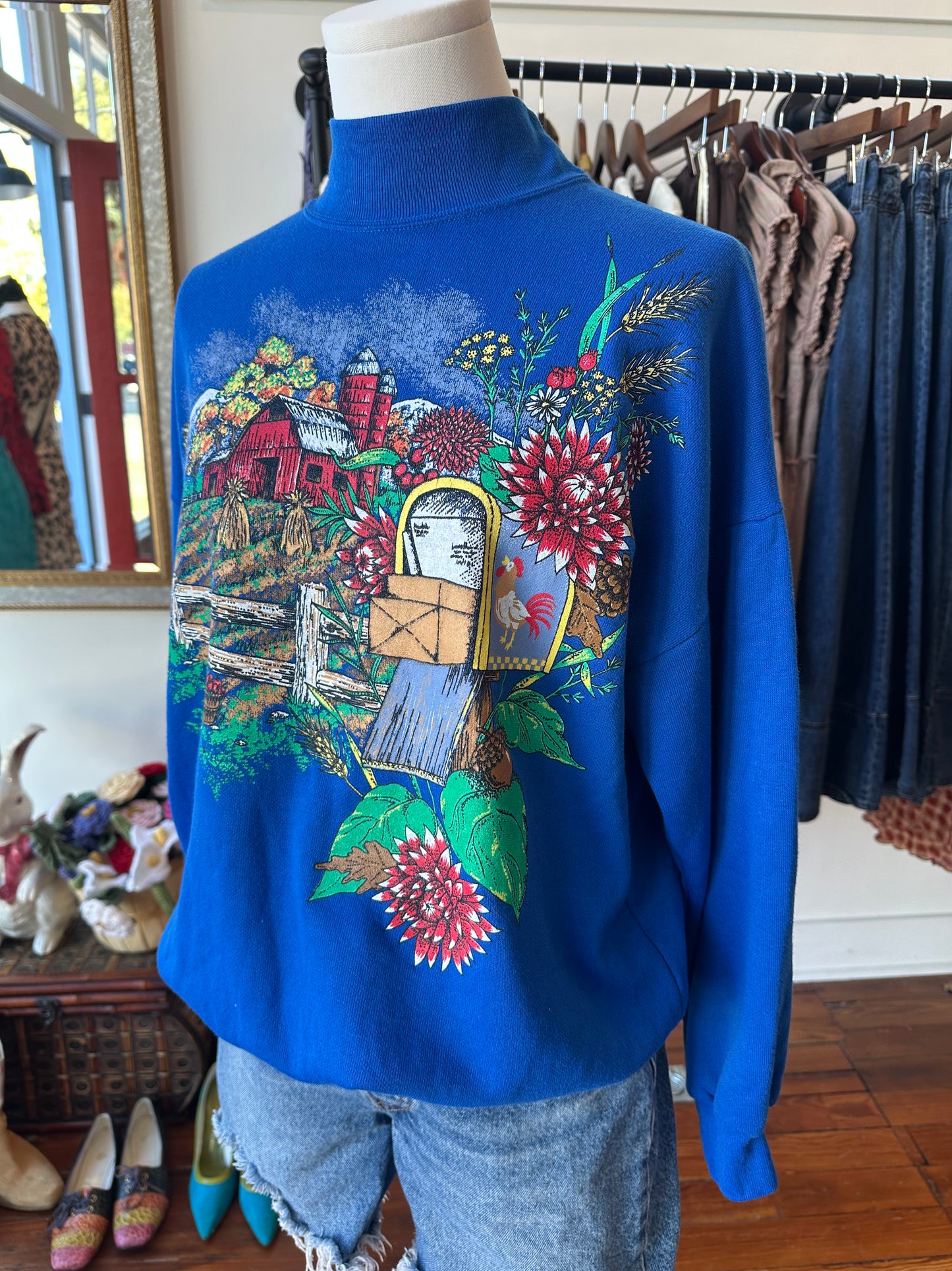 90's Farm Sweatshirt - MEDIUM