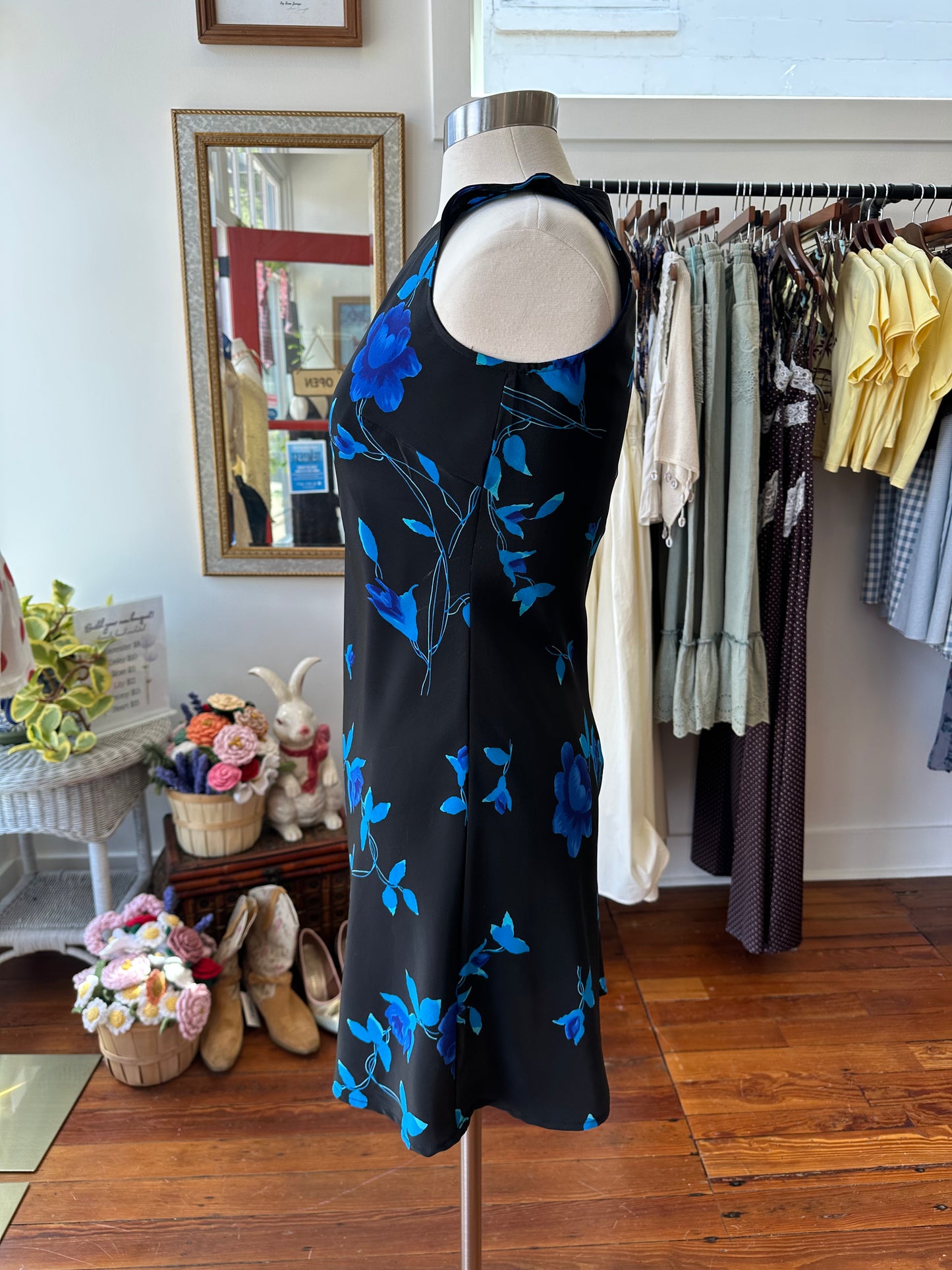 90's Blue & Black Floral Mini - Size 5/6