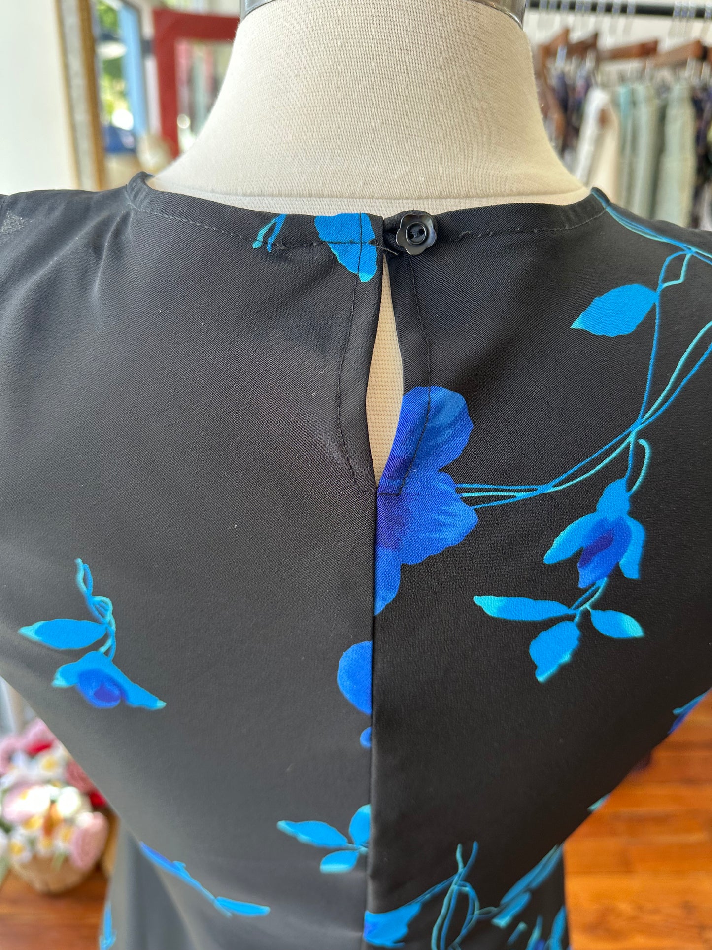 90's Blue & Black Floral Mini - Size 5/6